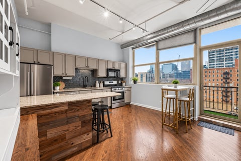 Tiny photo for 500 S Clinton Street #612, Chicago, IL 60607 (MLS # 12770355)