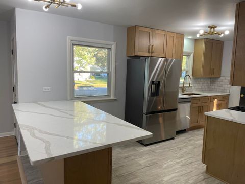 Tiny photo for 18452 Oakwood Avenue, Lansing, IL 60438 (MLS # 12494735)