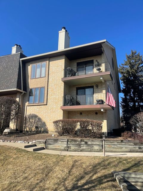 Tiny photo for 9169 Del Prado Drive #2E, Palos Hills, IL 60465 (MLS # 12569192)