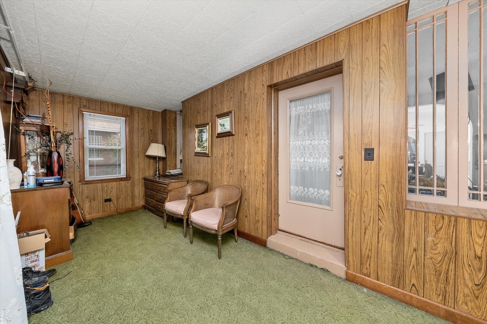 4929 S Kedvale Avenue