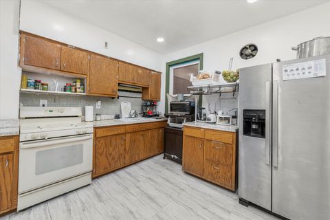 Tiny photo for 4929 S Kedvale Avenue, Chicago, IL 60632 (MLS # 12514510)