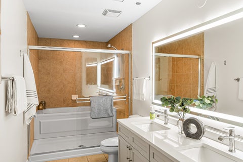 Tiny photo for 900 N Kingsbury Street #726, Chicago, IL 60610 (MLS # 12771561)