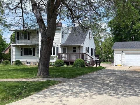 111 Golf View Court Sandwich IL 60548