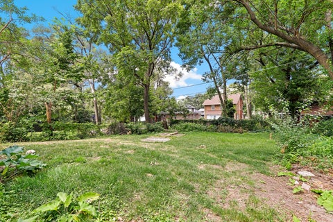 Tiny photo for 409 Linden Avenue, Joliet, IL 60433 (MLS # 12711515)