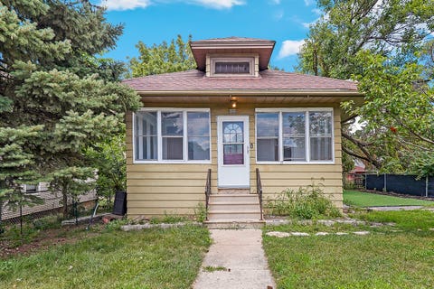 Photo of 409 Linden Avenue, Joliet, IL 60433 (MLS # 12711515)