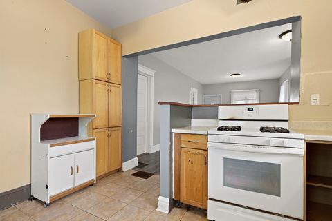 Tiny photo for 409 Linden Avenue, Joliet, IL 60433 (MLS # 12711515)