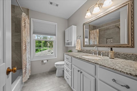 Tiny photo for 1483 Allen Lane, St. Charles, IL 60174 (MLS # 12717637)