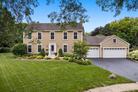 Photo of 1483 Allen Lane, St. Charles, IL 60174 (MLS # 12717637)