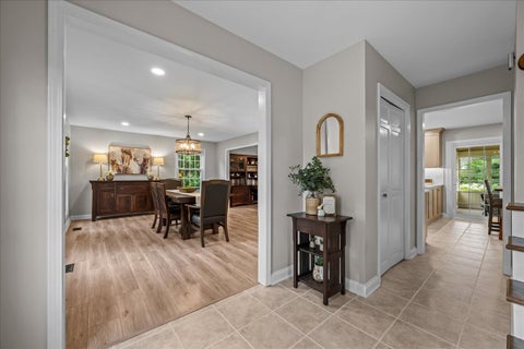 Tiny photo for 1483 Allen Lane, St. Charles, IL 60174 (MLS # 12717637)
