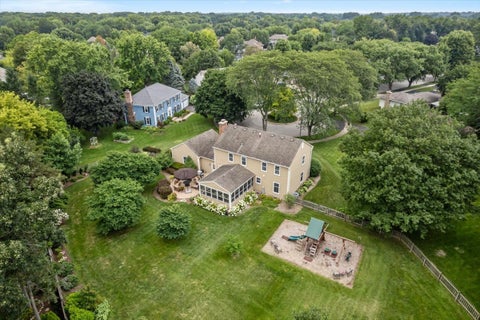 Tiny photo for 1483 Allen Lane, St. Charles, IL 60174 (MLS # 12717637)