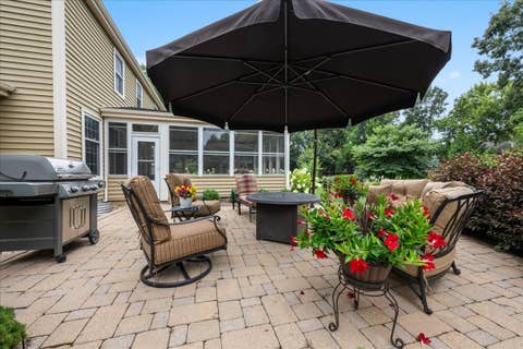 Tiny photo for 1483 Allen Lane, St. Charles, IL 60174 (MLS # 12717637)