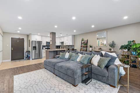 Tiny photo for 1243 E Baldwin Lane #102, Palatine, IL 60074 (MLS # 12696944)