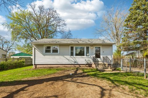 Photo of 2716 Mohawk Road, Waukegan, IL 60087 (MLS # 12621704)