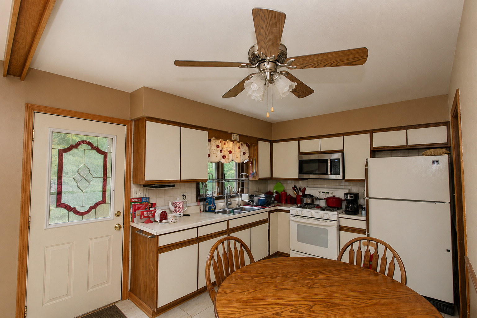 2309 W Edgewood Lane