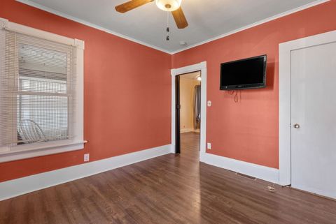 Tiny photo for 162 6th Avenue, Moline, IL 61265 (MLS # 12557914)