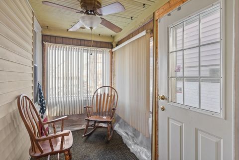 Tiny photo for 162 6th Avenue, Moline, IL 61265 (MLS # 12557914)