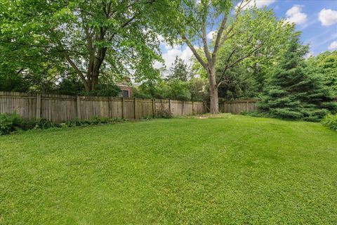 A home in Glen Ellyn