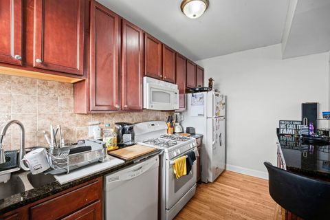 Tiny photo for 6319 N Sacramento Avenue #3E, Chicago, IL 60659 (MLS # 12603523)