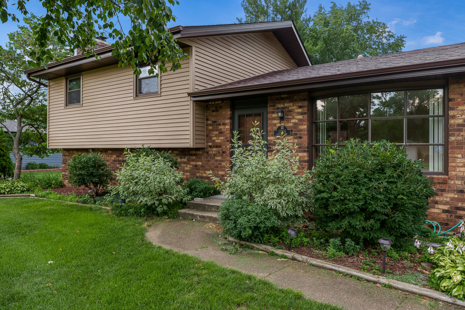 11305 Bertram Road