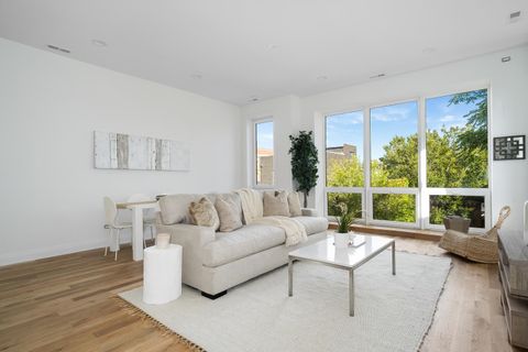 Tiny photo for 2651 W Augusta Boulevard #3, Chicago, IL 60622 (MLS # 12547850)