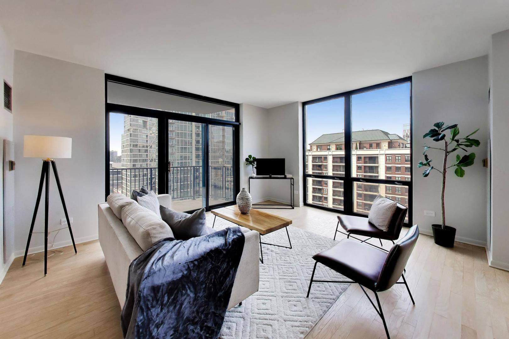 435 W Erie Street 1508