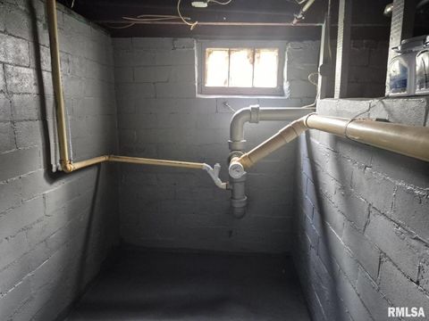 Tiny photo for 548 EDWARDS Street, Kewanee, IL 61443 (MLS # QC4268630)