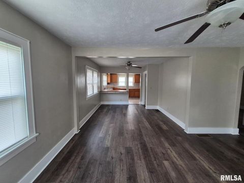 Tiny photo for 548 EDWARDS Street, Kewanee, IL 61443 (MLS # QC4268630)