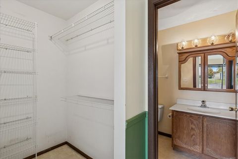 Tiny photo for 419 N Thornwood Drive #A, McHenry, IL 60050 (MLS # 12535067)