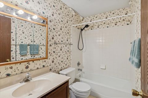 Tiny photo for 419 N Thornwood Drive #A, McHenry, IL 60050 (MLS # 12535067)