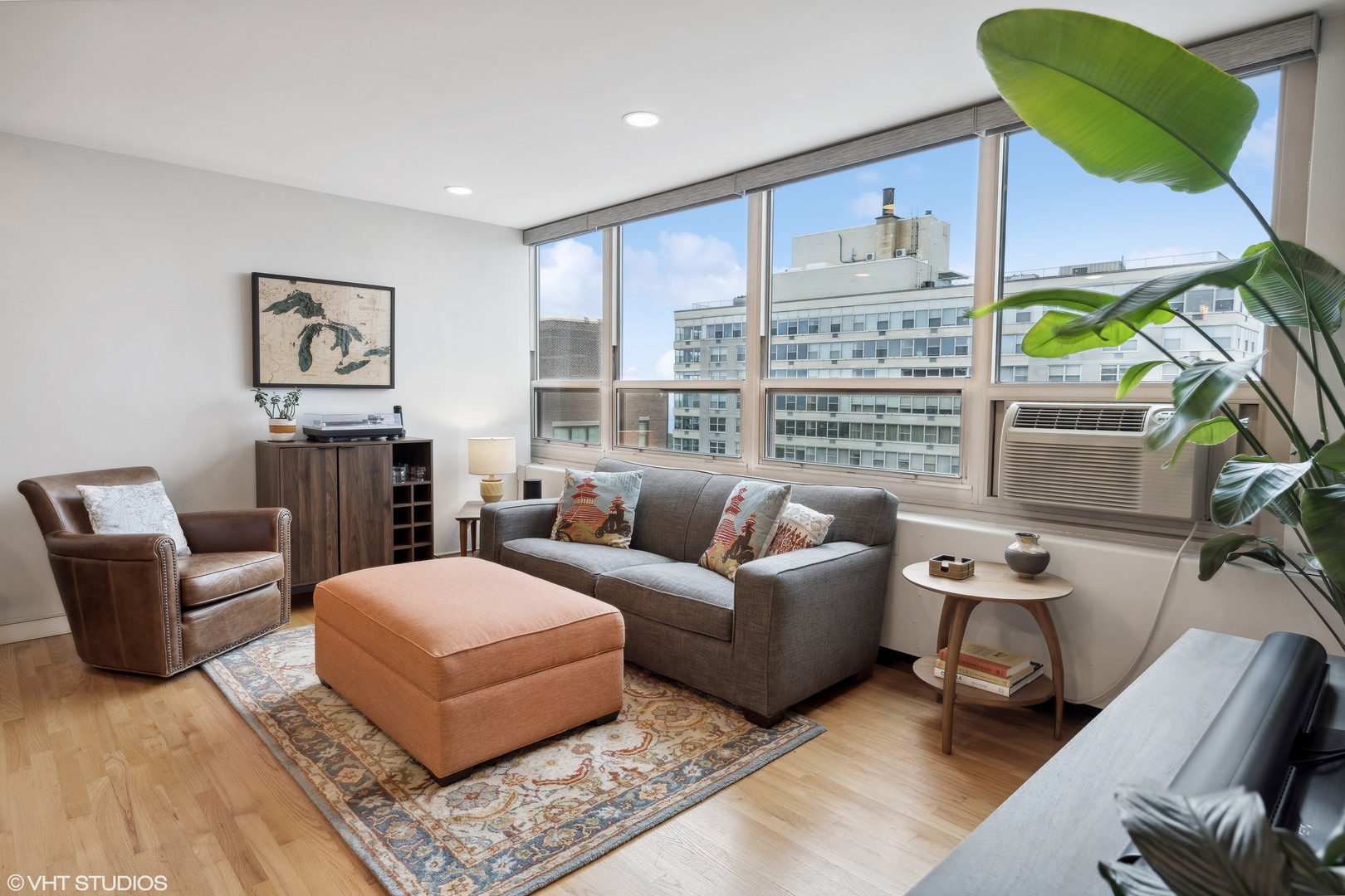 3950 N Lake Shore Drive 2223