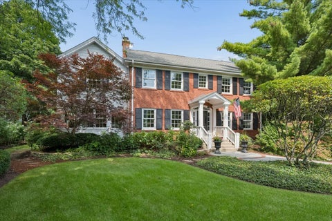 Photo of 579 Hill Terrace, Winnetka, IL 60093 (MLS # 12751307)