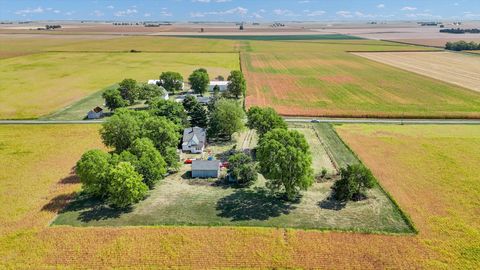 Tiny photo for 525 County Road 2400 E, Broadlands, IL 61816 (MLS # 12580252)