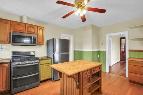 Tiny photo for 525 County Road 2400 E, Broadlands, IL 61816 (MLS # 12580252)