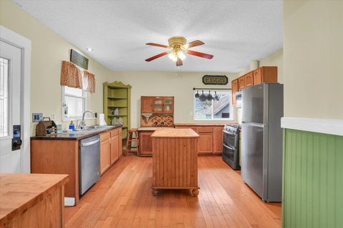 Tiny photo for 525 County Road 2400 E, Broadlands, IL 61816 (MLS # 12580252)