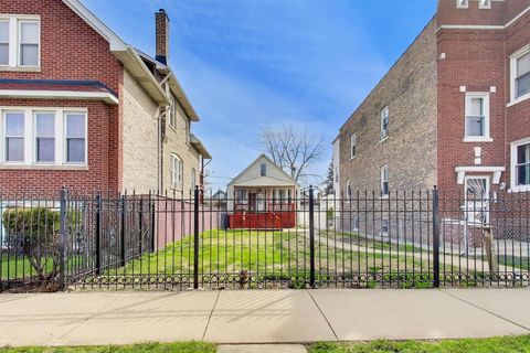 Tiny photo for 1649 N Latrobe Avenue, Chicago, IL 60639 (MLS # 12619389)