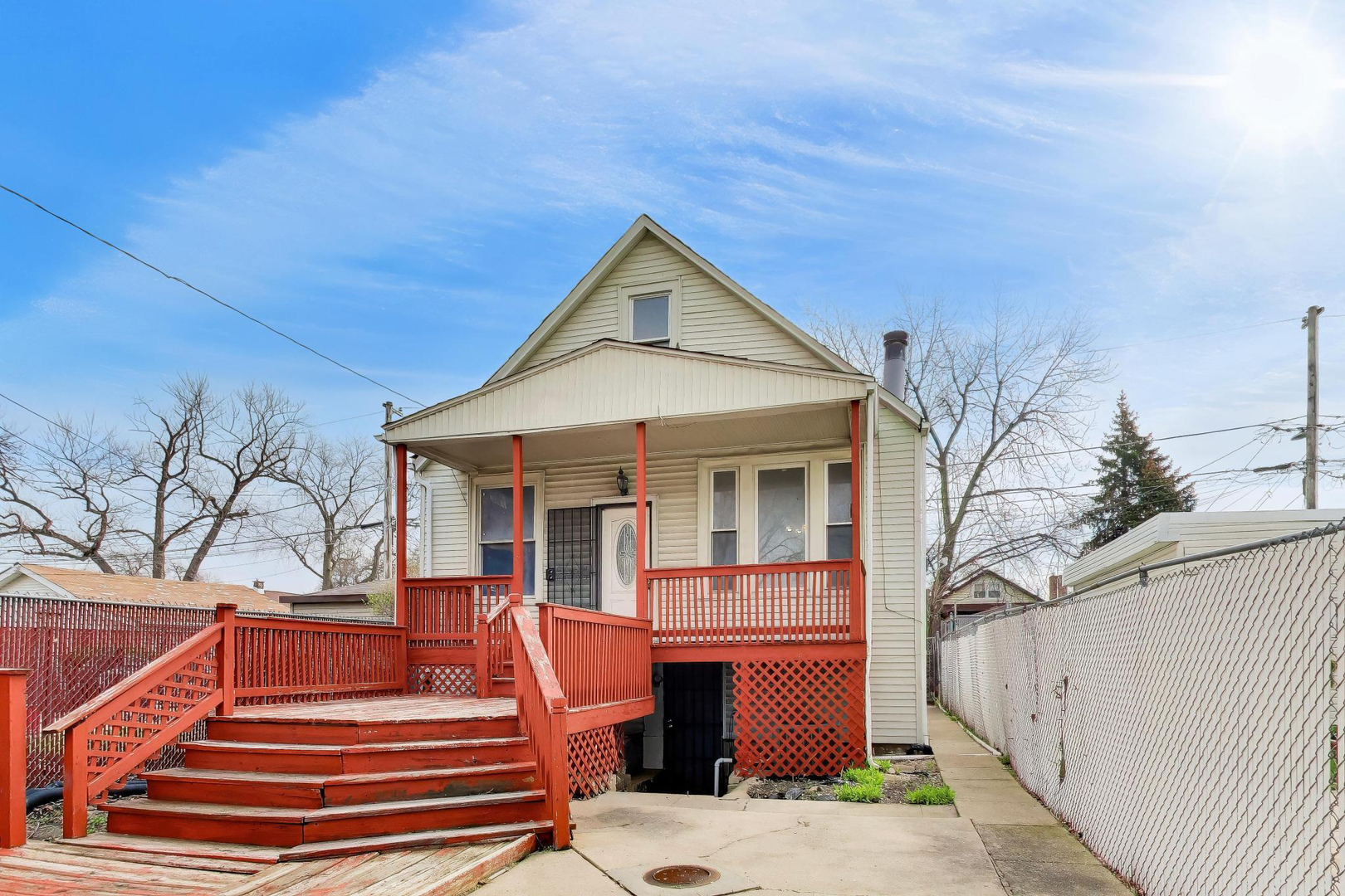 1649 N Latrobe Avenue