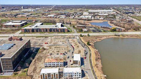 Tiny photo for Schaumburg, IL 60173 (MLS # 12636102)