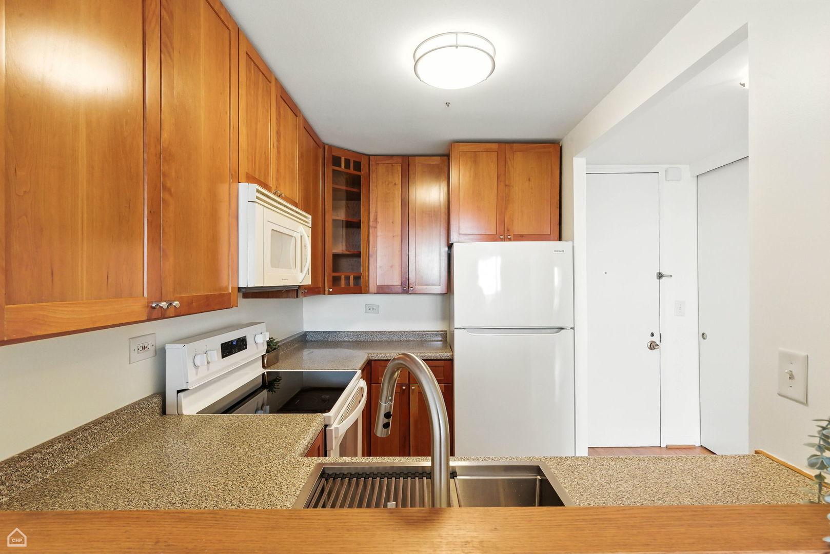 720 W Gordon Terrace 16E