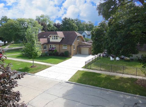 Tiny photo for 200 Fulton Street, West Chicago, IL 60185 (MLS # 12477898)