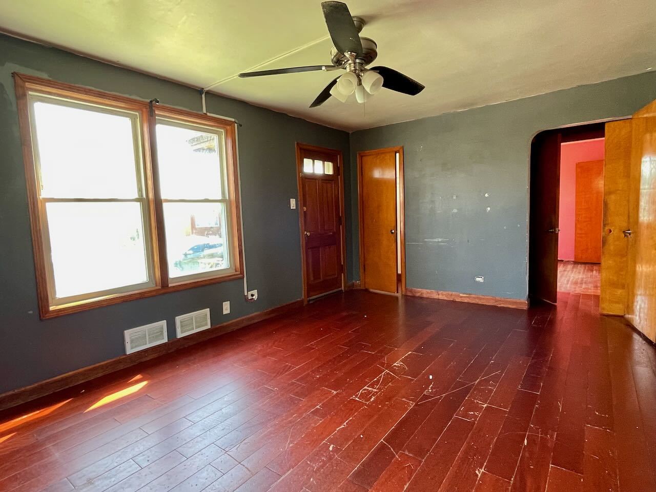 7304 W 57th Street