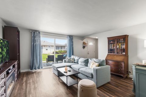 Tiny photo for 135 Nauset Lane #0, Schaumburg, IL 60194 (MLS # 12598381)