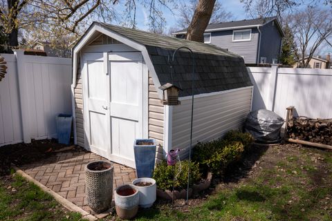 Tiny photo for 430 71st Street, Darien, IL 60561 (MLS # 12632166)
