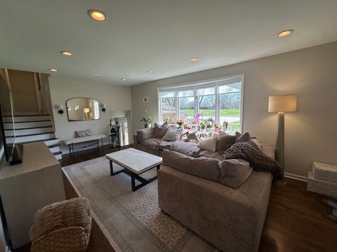 Tiny photo for 430 71st Street, Darien, IL 60561 (MLS # 12632166)