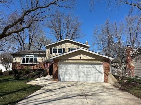 Photo of 430 71st Street, Darien, IL 60561 (MLS # 12632166)