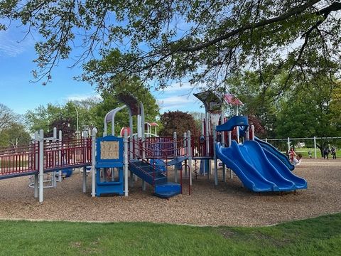 Tiny photo for 430 71st Street, Darien, IL 60561 (MLS # 12632166)