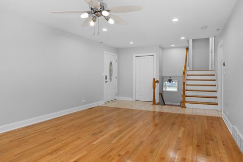 Tiny photo for 865 Love Street, Elk Grove Village, IL 60007 (MLS # 12440028)