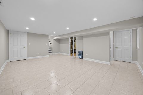 Tiny photo for 865 Love Street, Elk Grove Village, IL 60007 (MLS # 12440028)