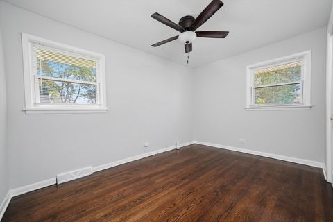 Tiny photo for 615 E 156th Place, South Holland, IL 60473 (MLS # 12505613)