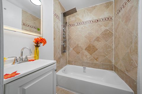 Tiny photo for 615 E 156th Place, South Holland, IL 60473 (MLS # 12505613)