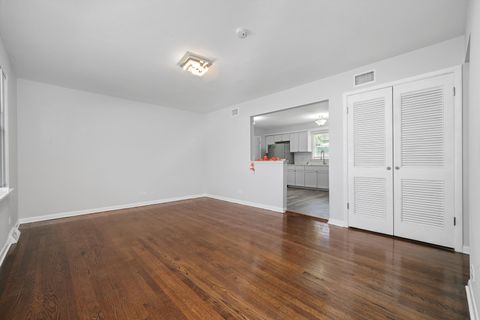 Tiny photo for 615 E 156th Place, South Holland, IL 60473 (MLS # 12505613)